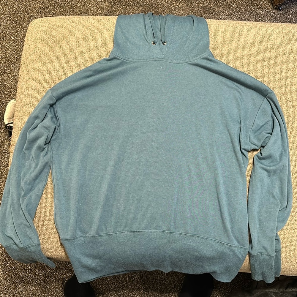 Gaiam- light hoodie